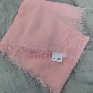 NWOT ALDO SHIMMER SCARF LIGHT SALMON PINK